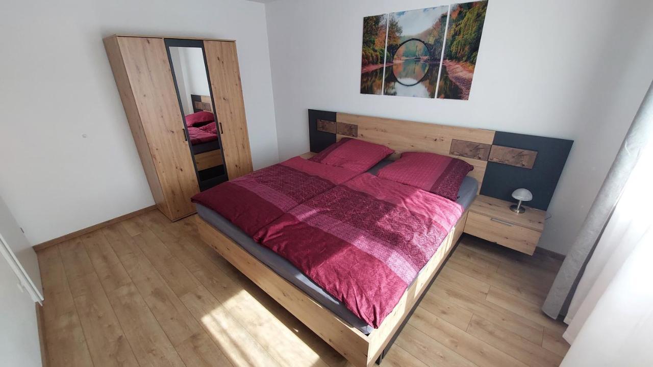 Ferienwohnung Claudia Mit Terrasse Nussdorf am Attersee Bagian luar foto