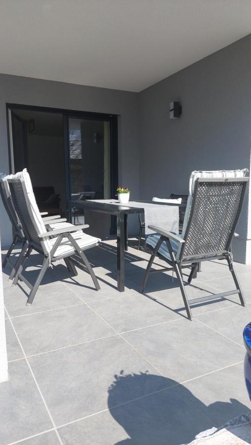 Ferienwohnung Claudia Mit Terrasse Nussdorf am Attersee Bagian luar foto